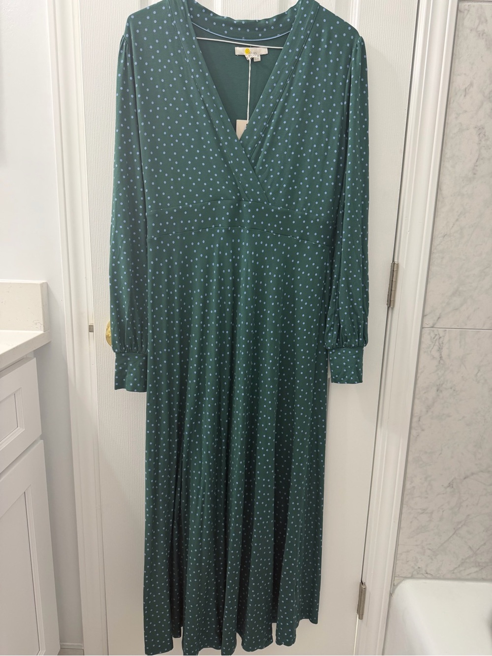 Boden long Sleeve Green V-Neck Midi Dress - Picture 2 of 6